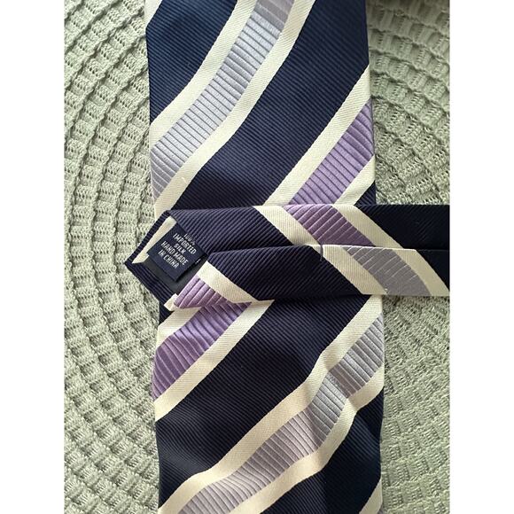 EUC PAUL FREDRICK 100% Silk Handmade Tie Navy Lavender Lilac Purple Striped - Picture 4 of 4